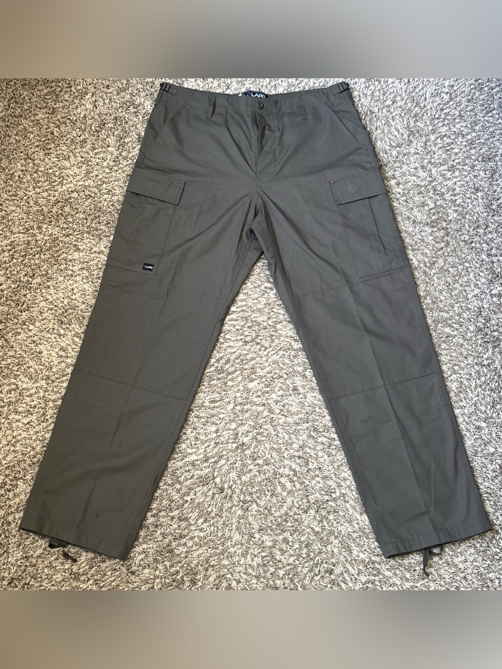 LA Police Gear Men's Green Cargo Pants with Utility Pockets